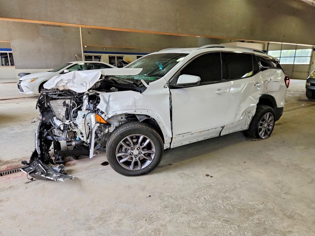 2023 GMC TERRAIN