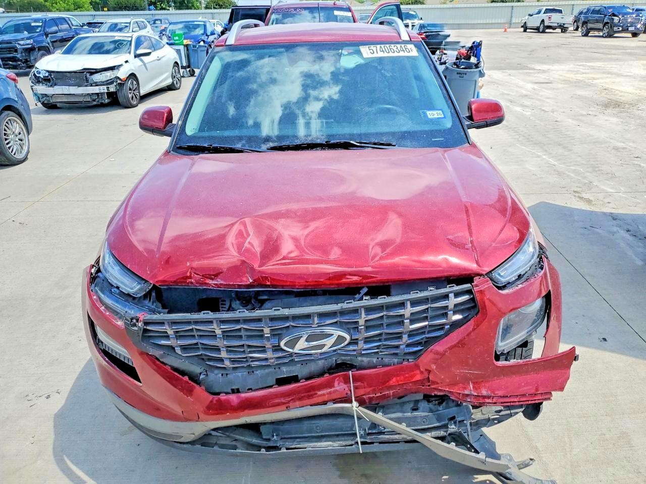 2023 HYUNDAI VENUE