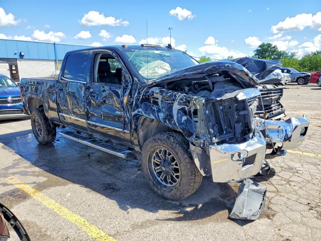2015 CHEVROLET SILVERADO
