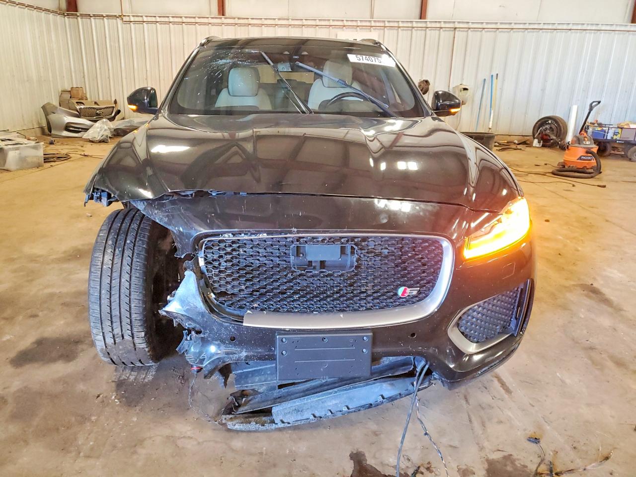 2018 JAGUAR F-PACE