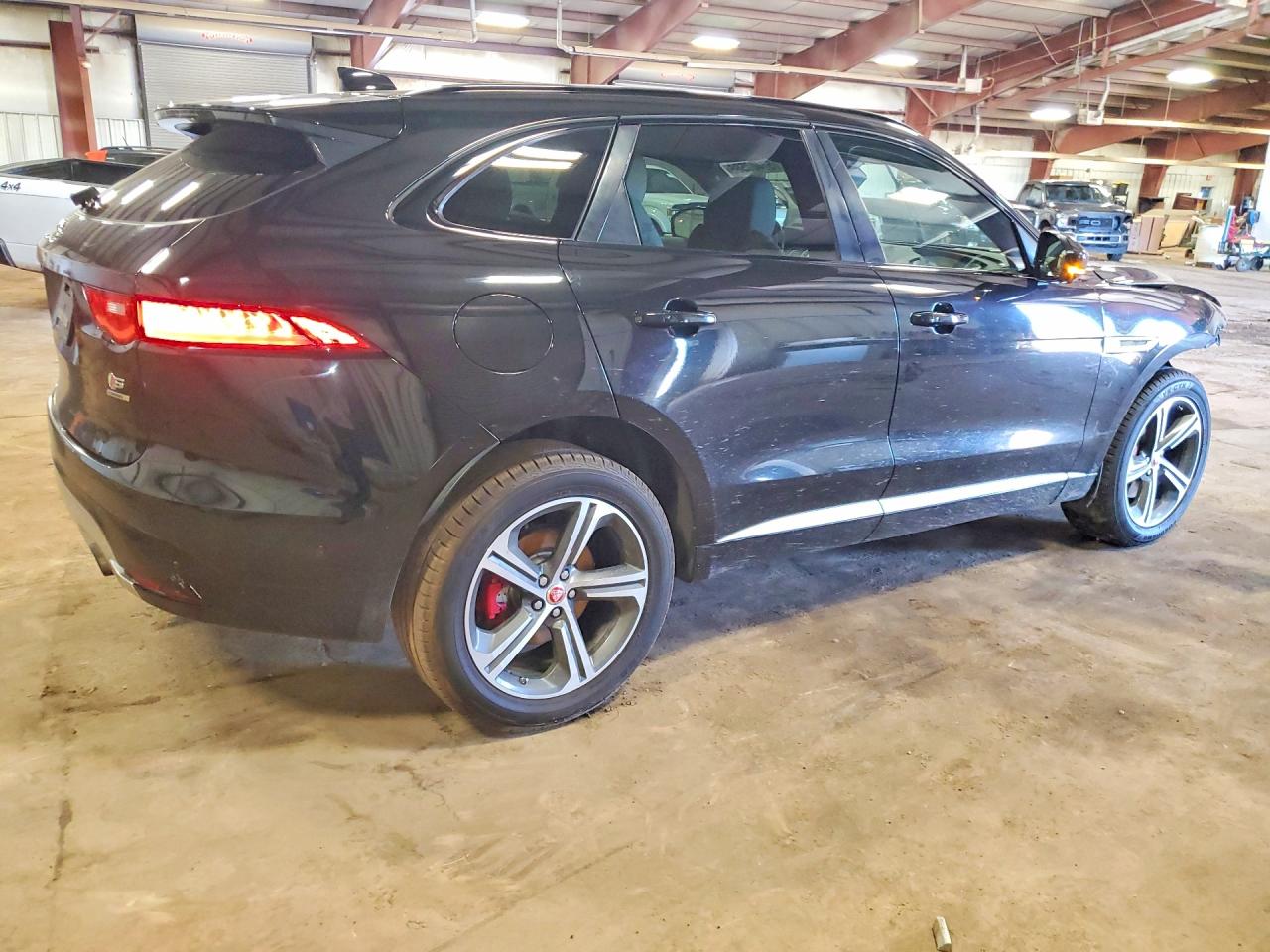 2018 JAGUAR F-PACE