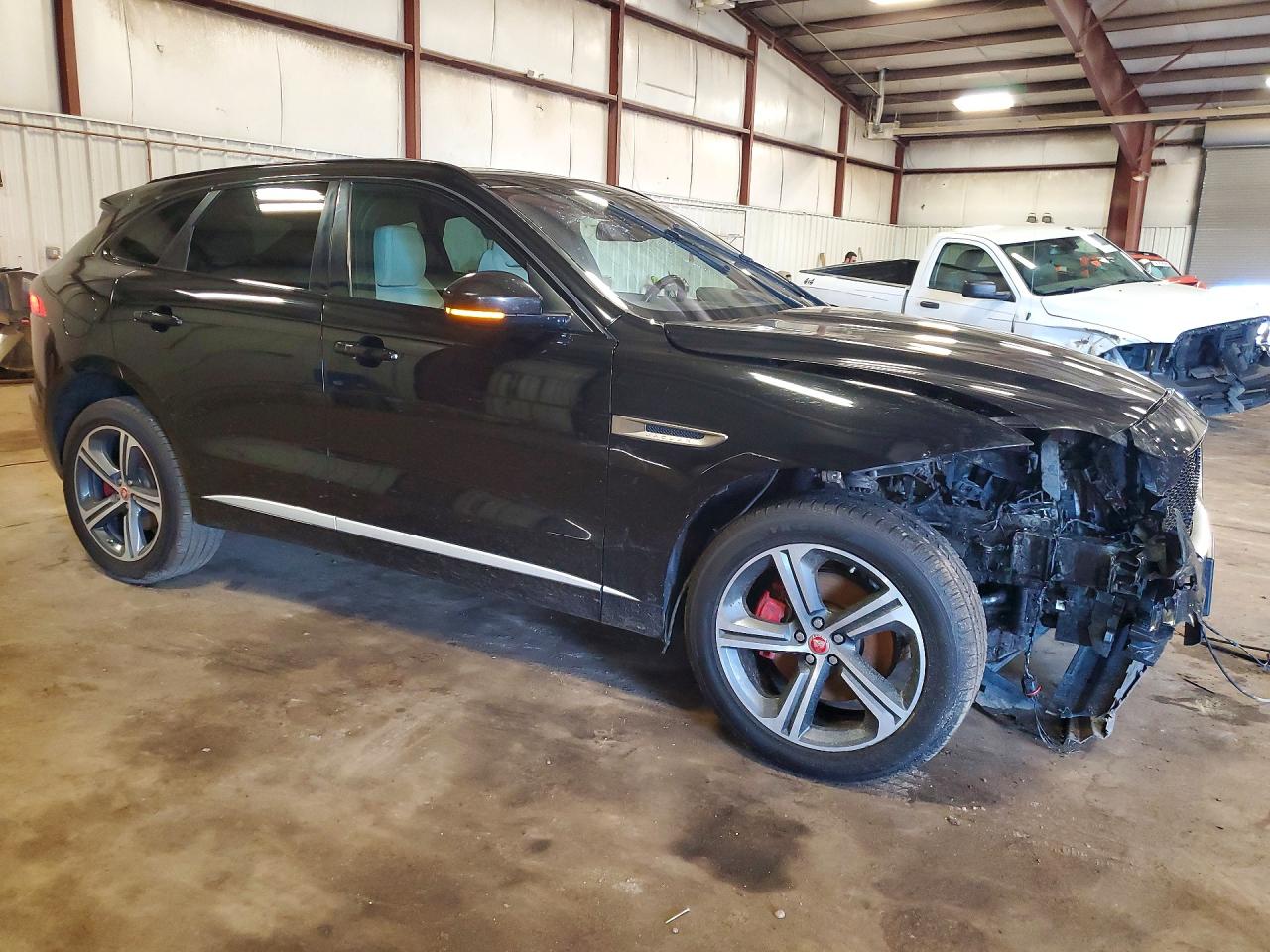 2018 JAGUAR F-PACE