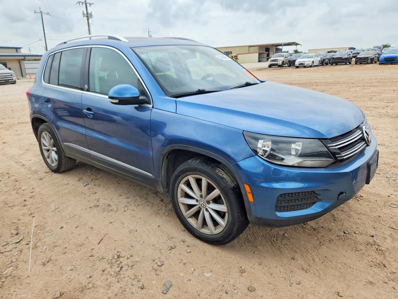 2017 VOLKSWAGEN TIGUAN