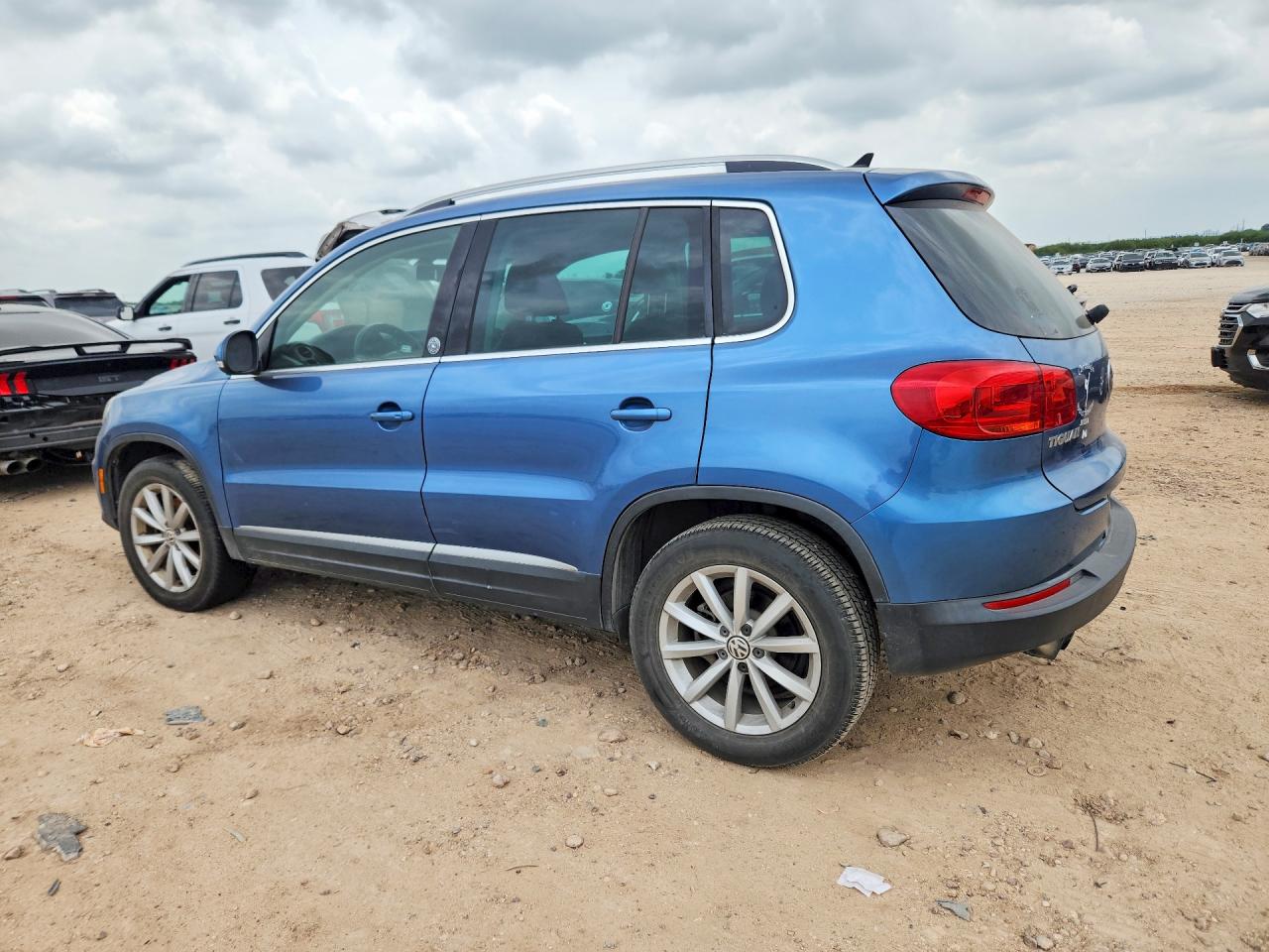 2017 VOLKSWAGEN TIGUAN