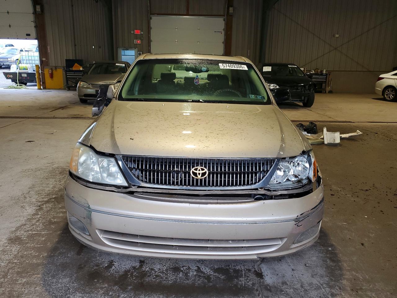 2000 TOYOTA AVALON