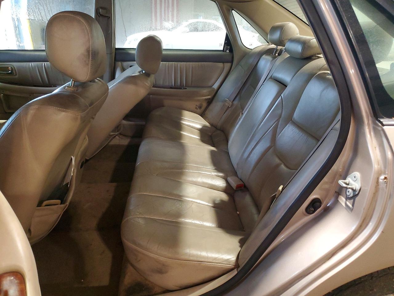 2000 TOYOTA AVALON