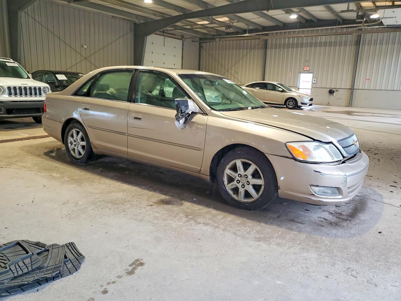2000 TOYOTA AVALON