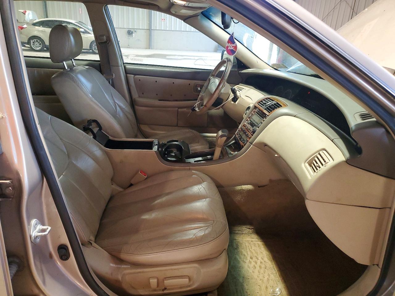 2000 TOYOTA AVALON