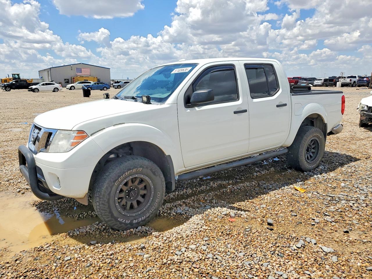 2017 NISSAN FRONTIER