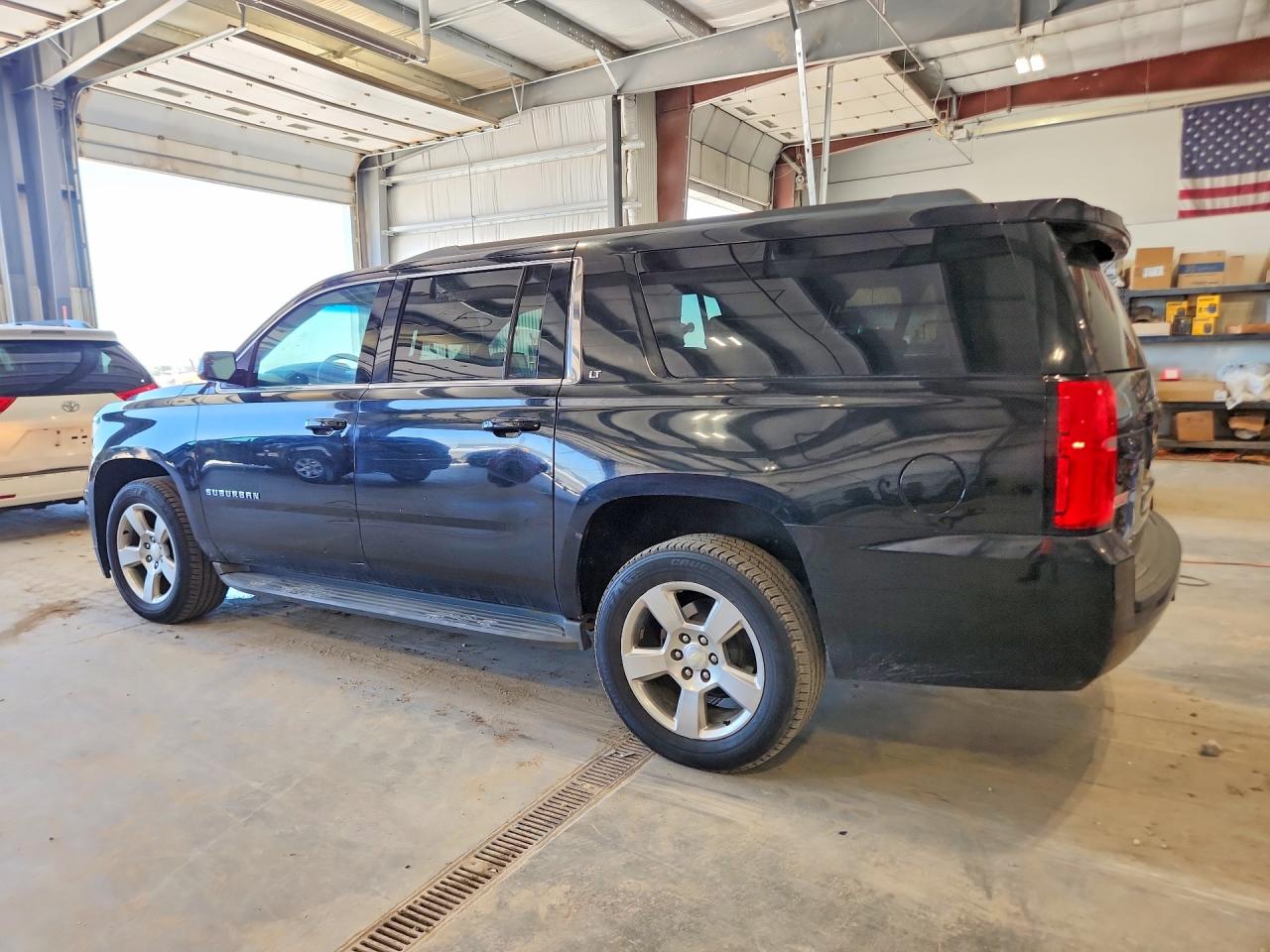 2015 CHEVROLET SUBURBAN
