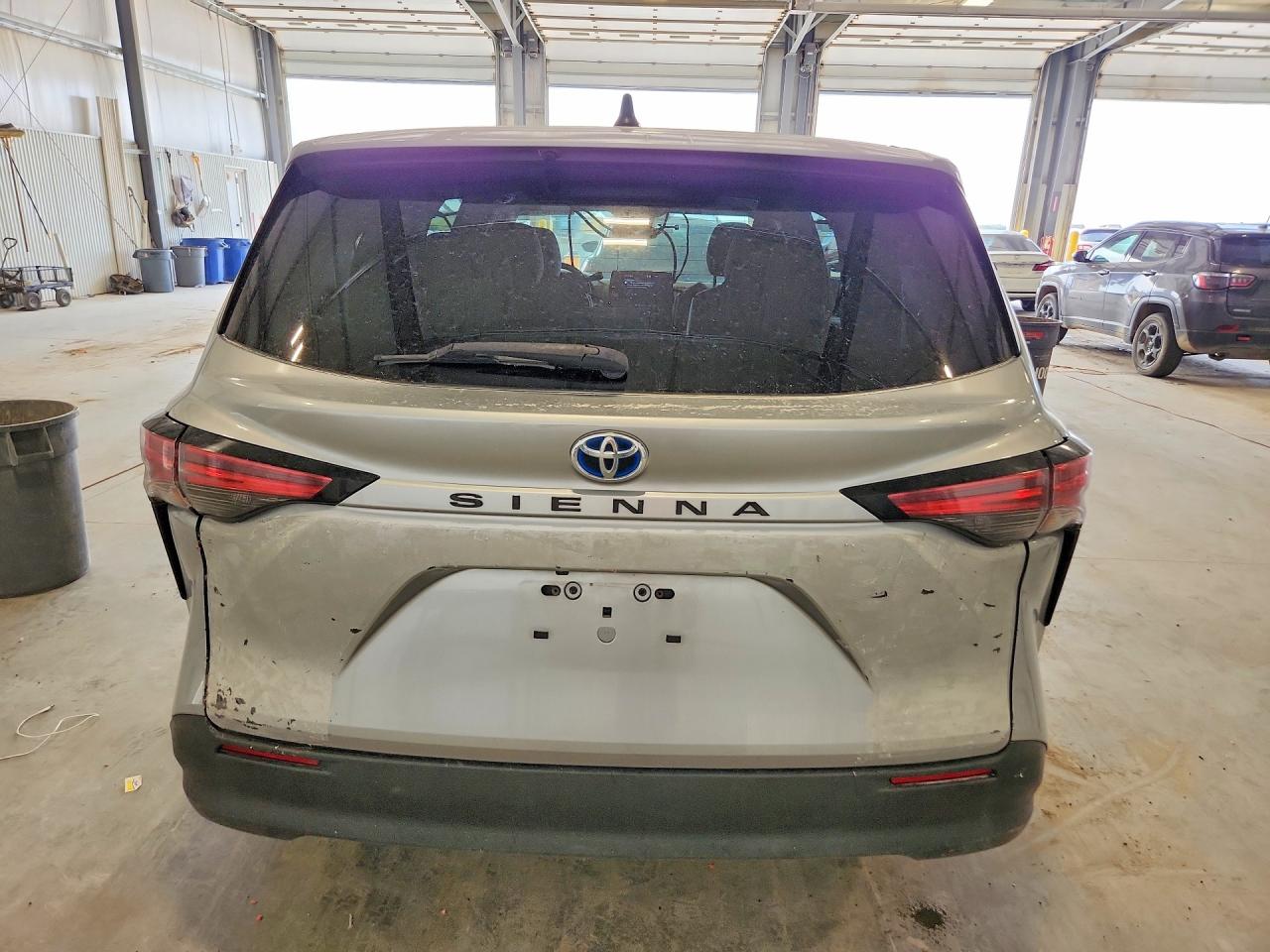 2022 TOYOTA SIENNA