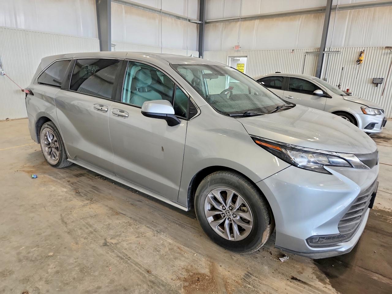 2022 TOYOTA SIENNA
