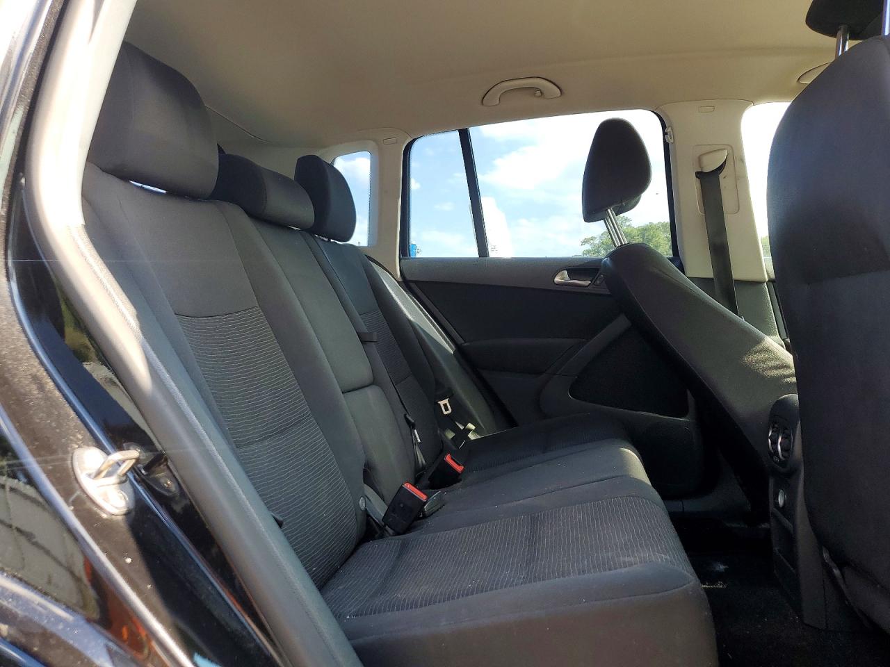 2014 VOLKSWAGEN TIGUAN