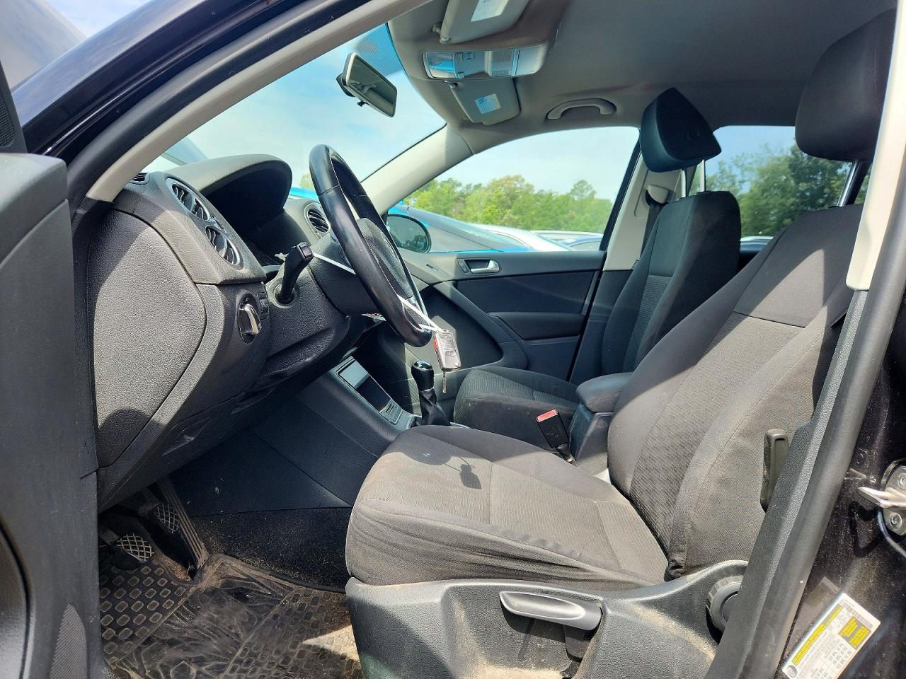 2014 VOLKSWAGEN TIGUAN