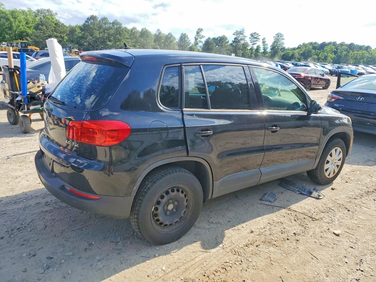 2014 VOLKSWAGEN TIGUAN
