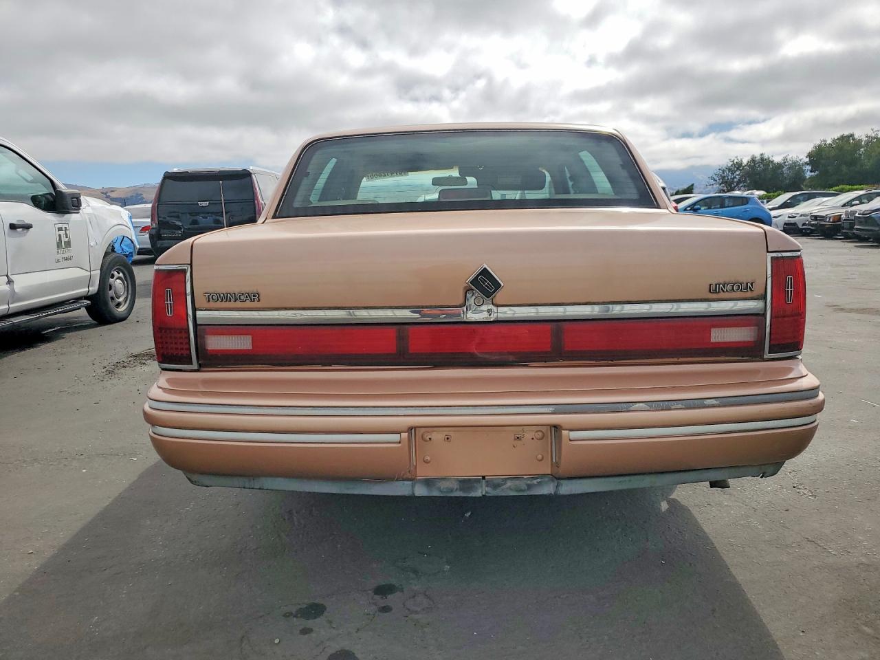1994 LINCOLN TOWNCAR