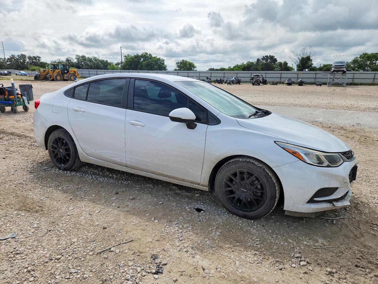 2018 CHEVROLET CRUZE