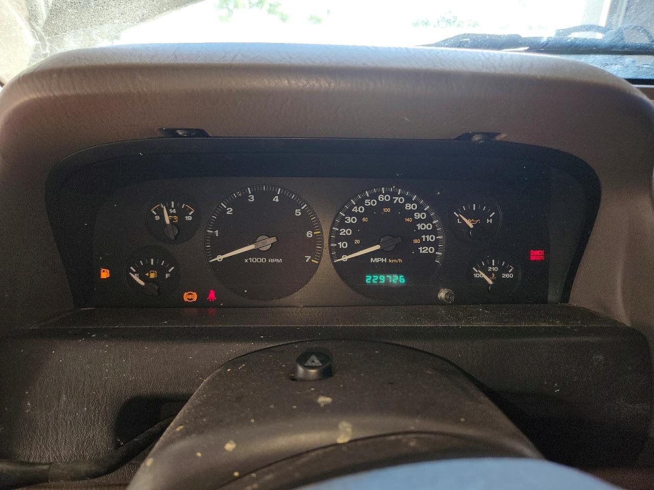 2004 JEEP CHEROKEE