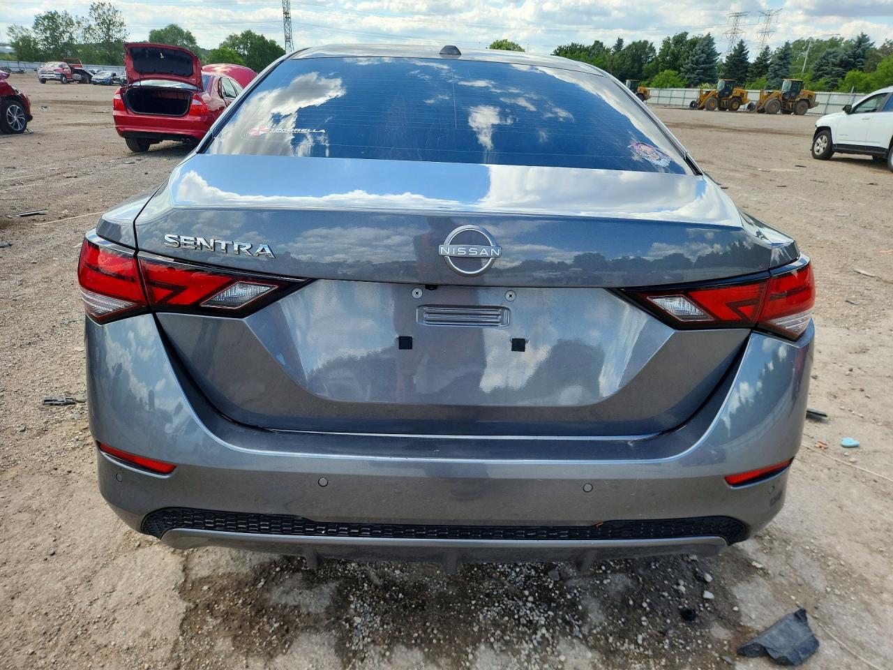 2025 NISSAN SENTRA