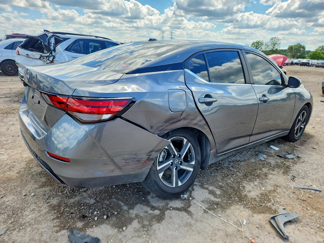 2025 NISSAN SENTRA