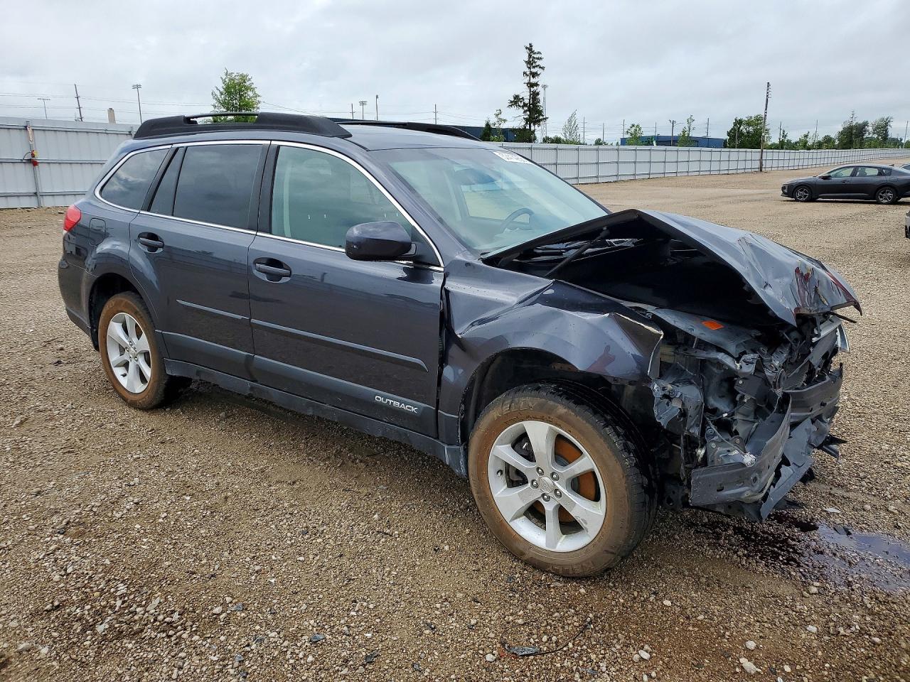 2013 SUBARU OUTBACK