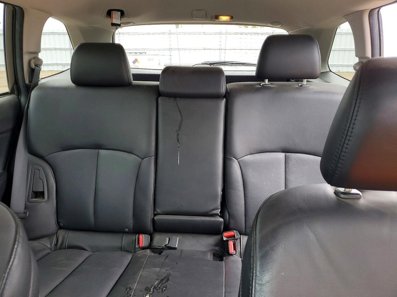 2013 SUBARU OUTBACK