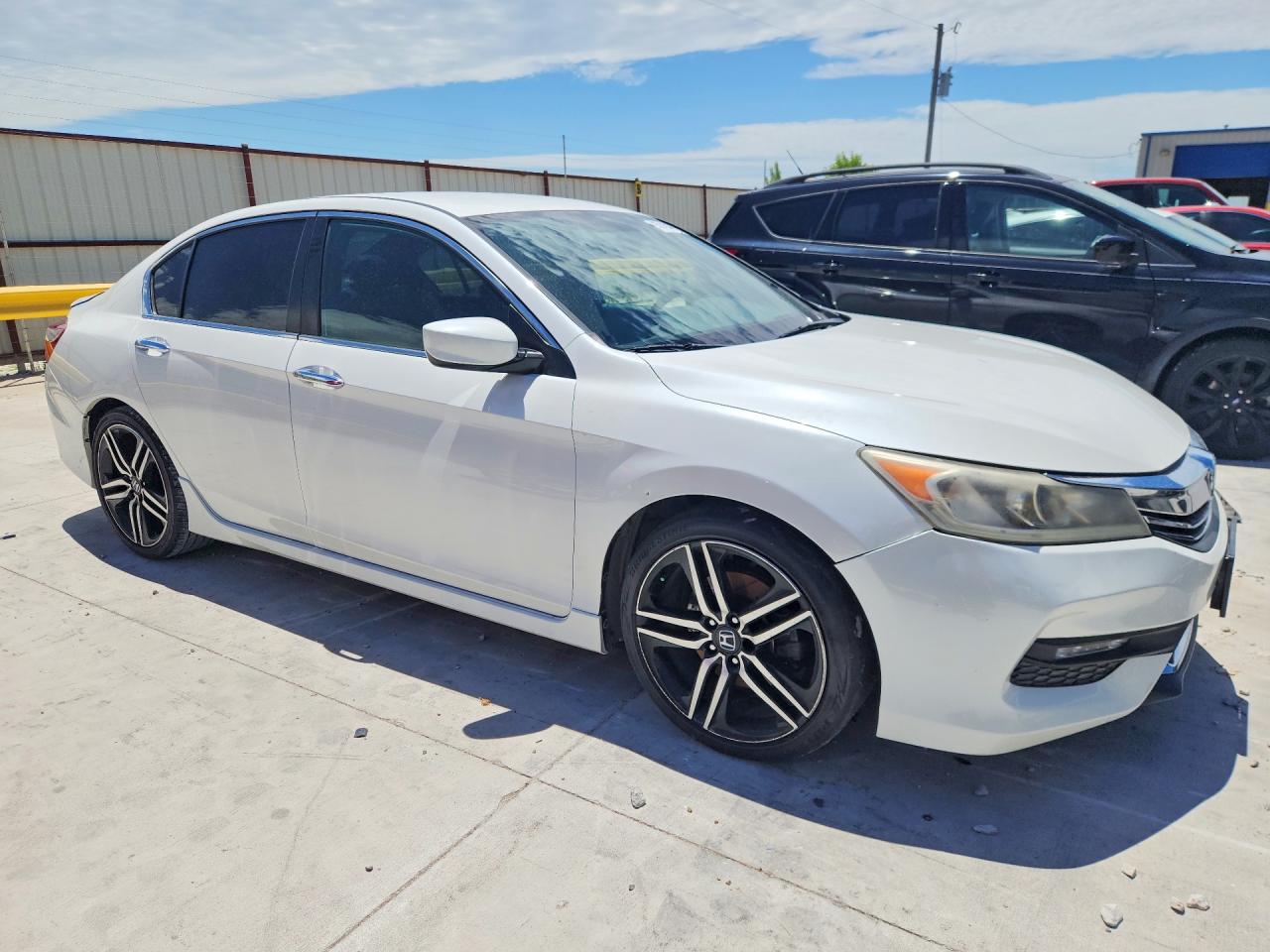 2017 HONDA ACCORD