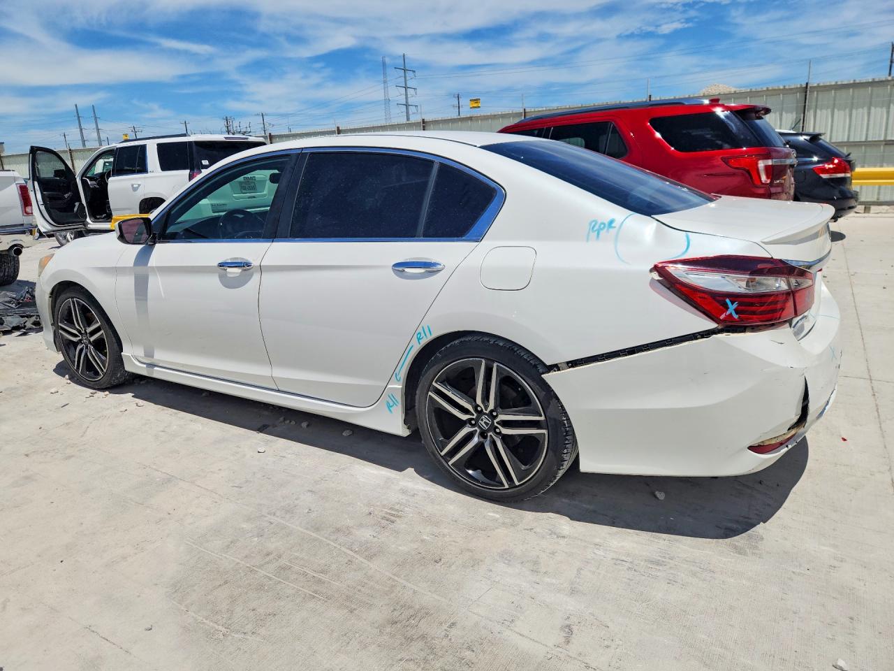 2017 HONDA ACCORD