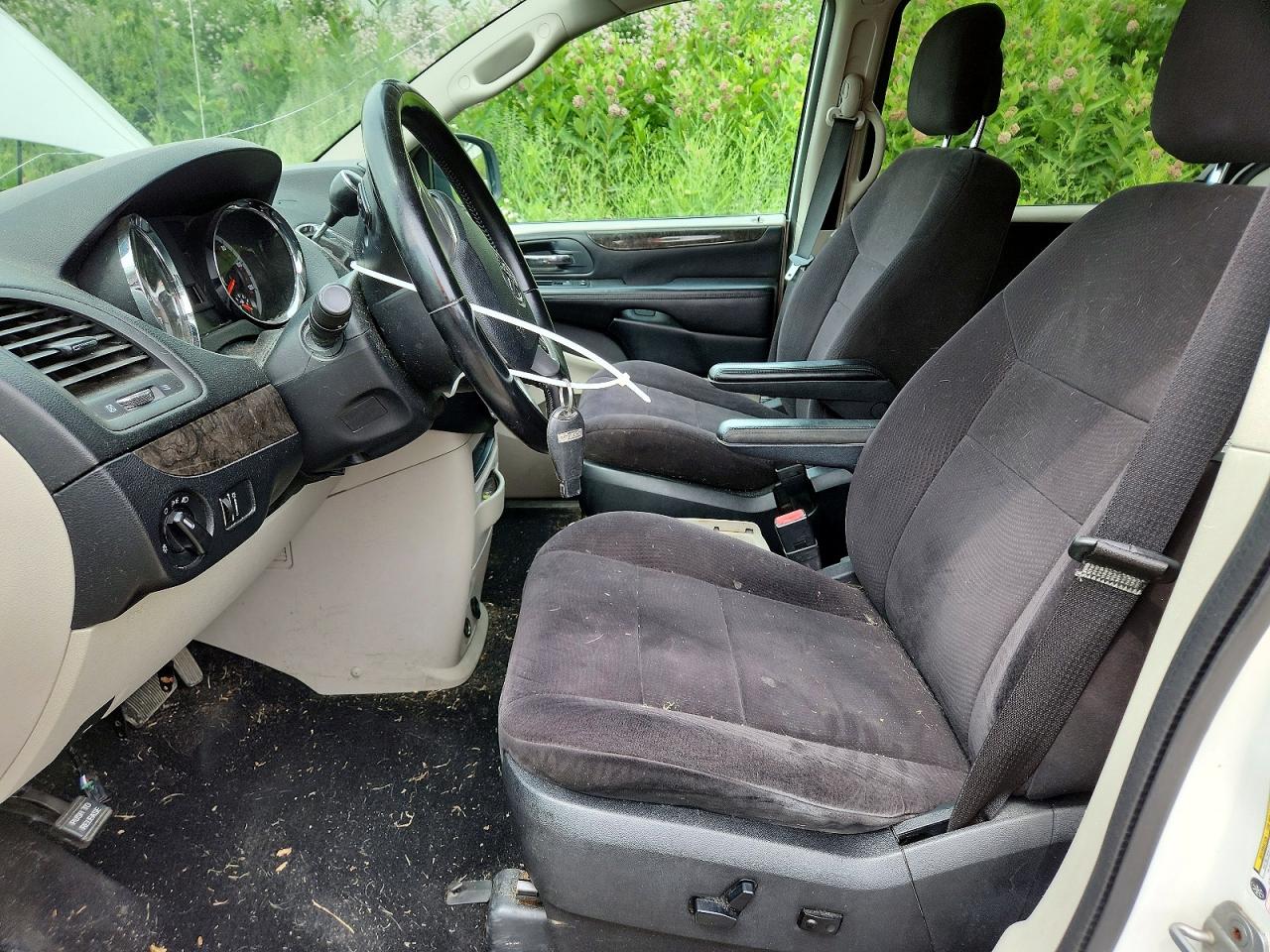 2011 DODGE CARAVAN