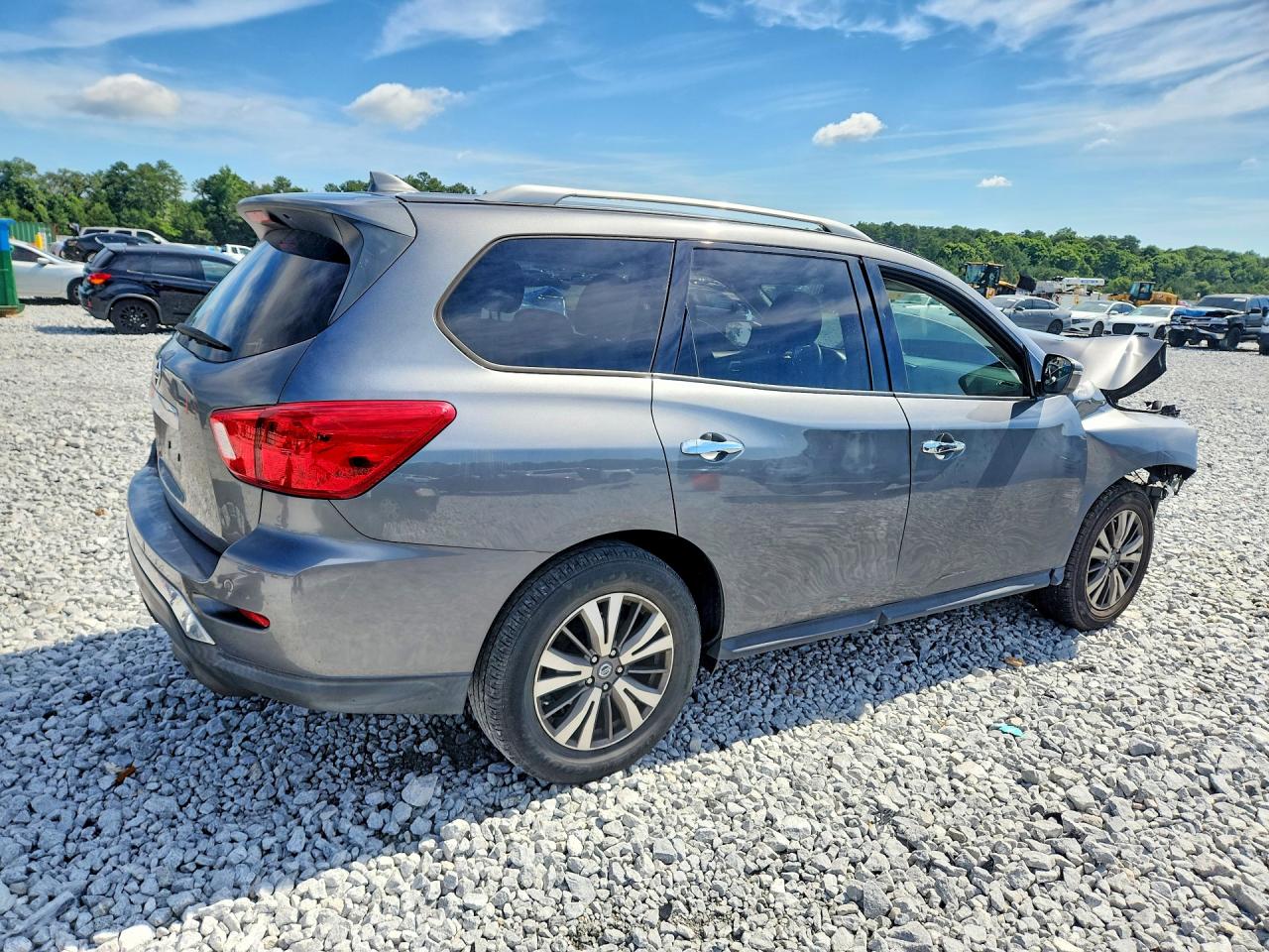 2019 NISSAN PATHFINDER