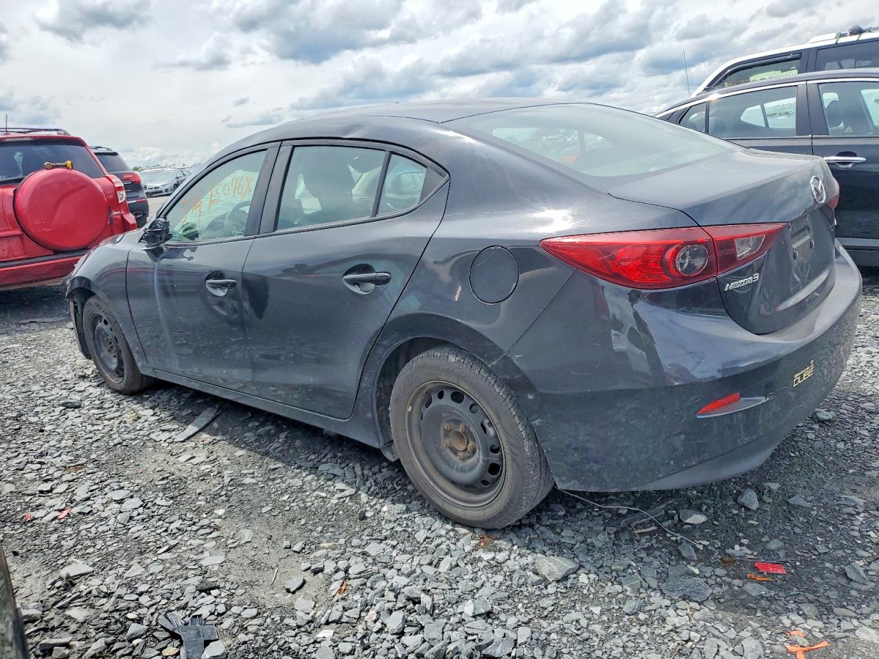 2016 MAZDA 3