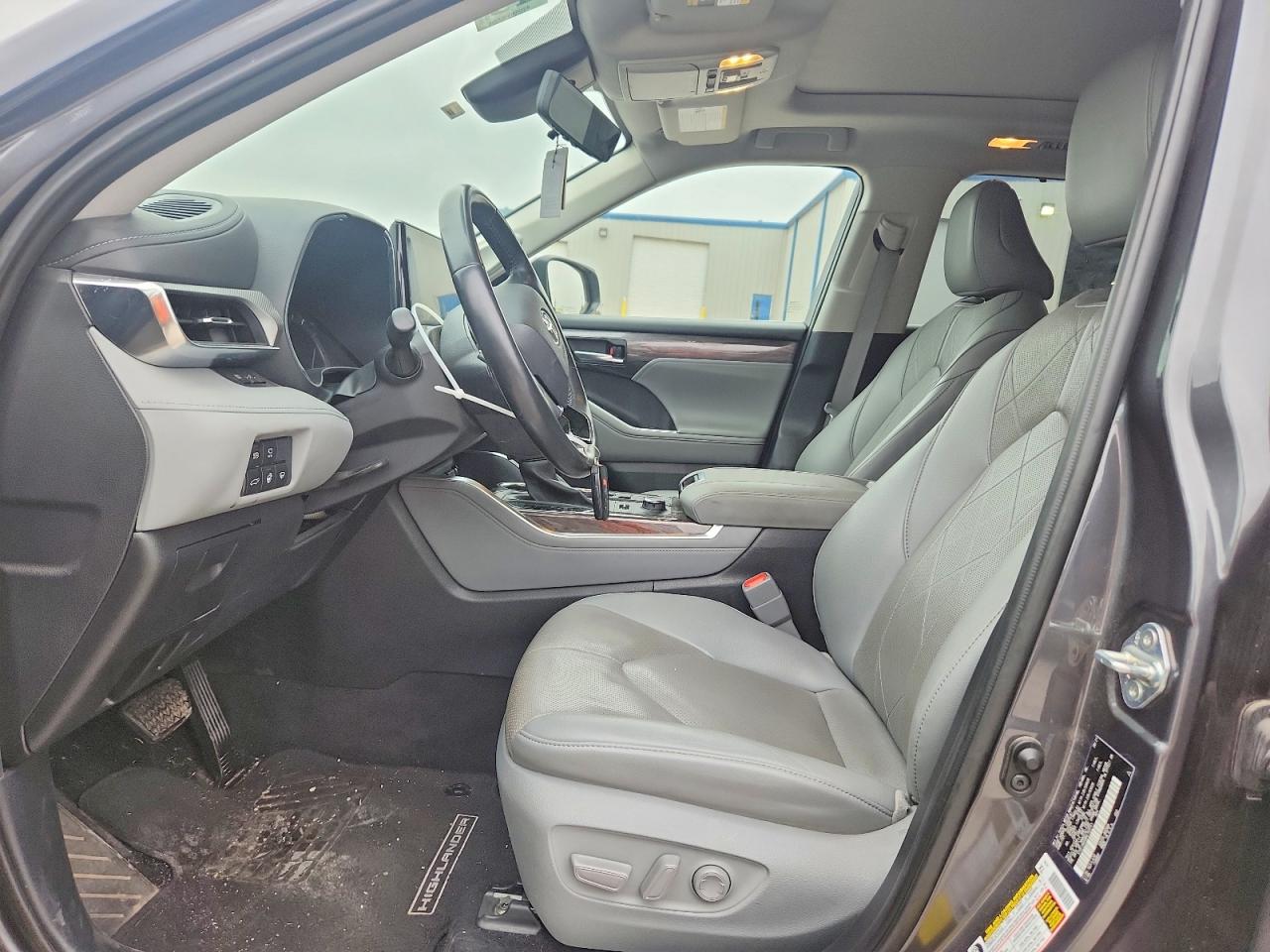 2021 TOYOTA HIGHLANDER