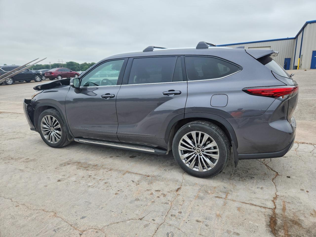 2021 TOYOTA HIGHLANDER