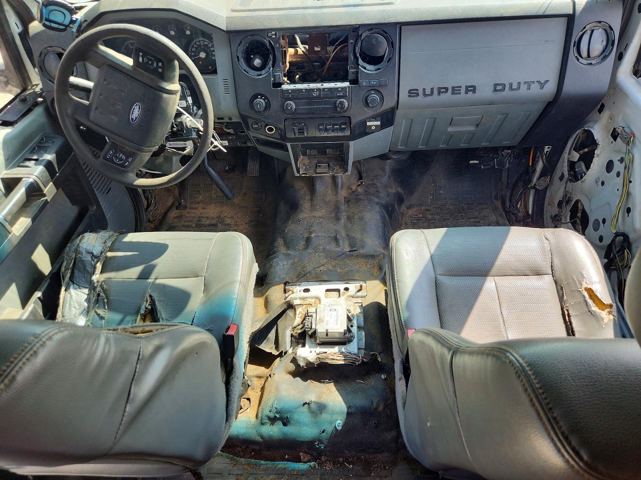 2015 FORD F350