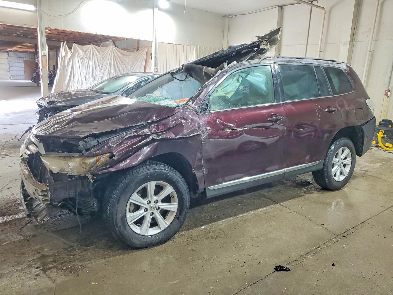 2013 TOYOTA HIGHLANDER