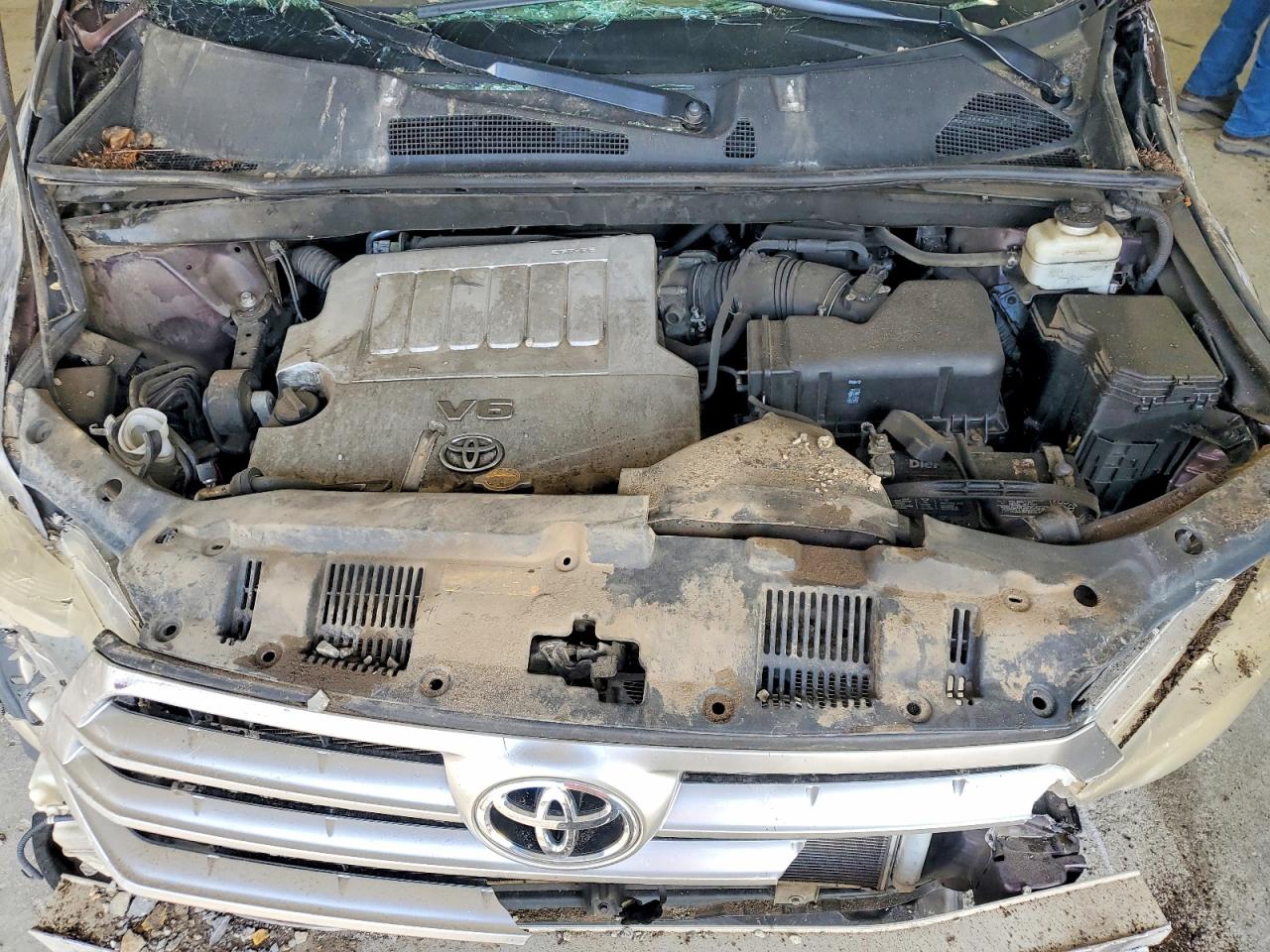2013 TOYOTA HIGHLANDER