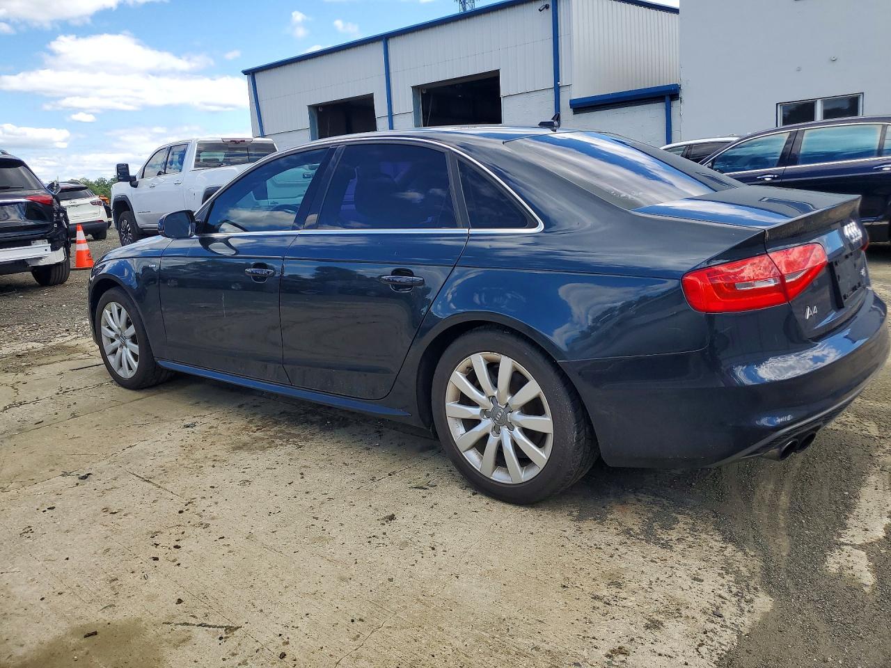 2015 AUDI A4