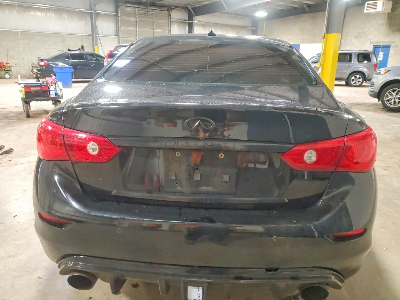 2015 INFINITI Q50