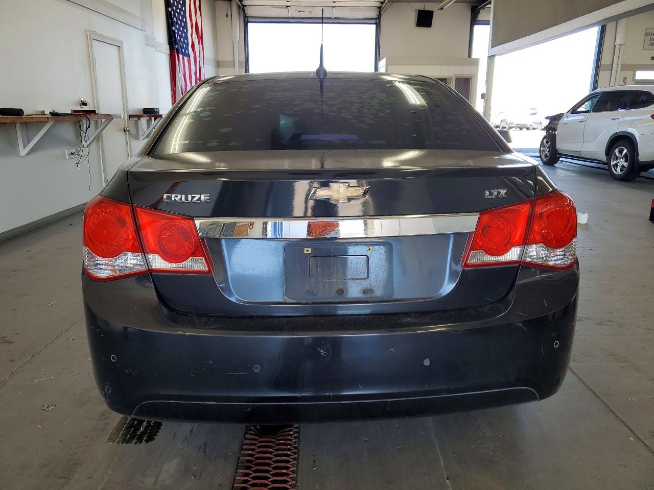 2011 CHEVROLET CRUZE