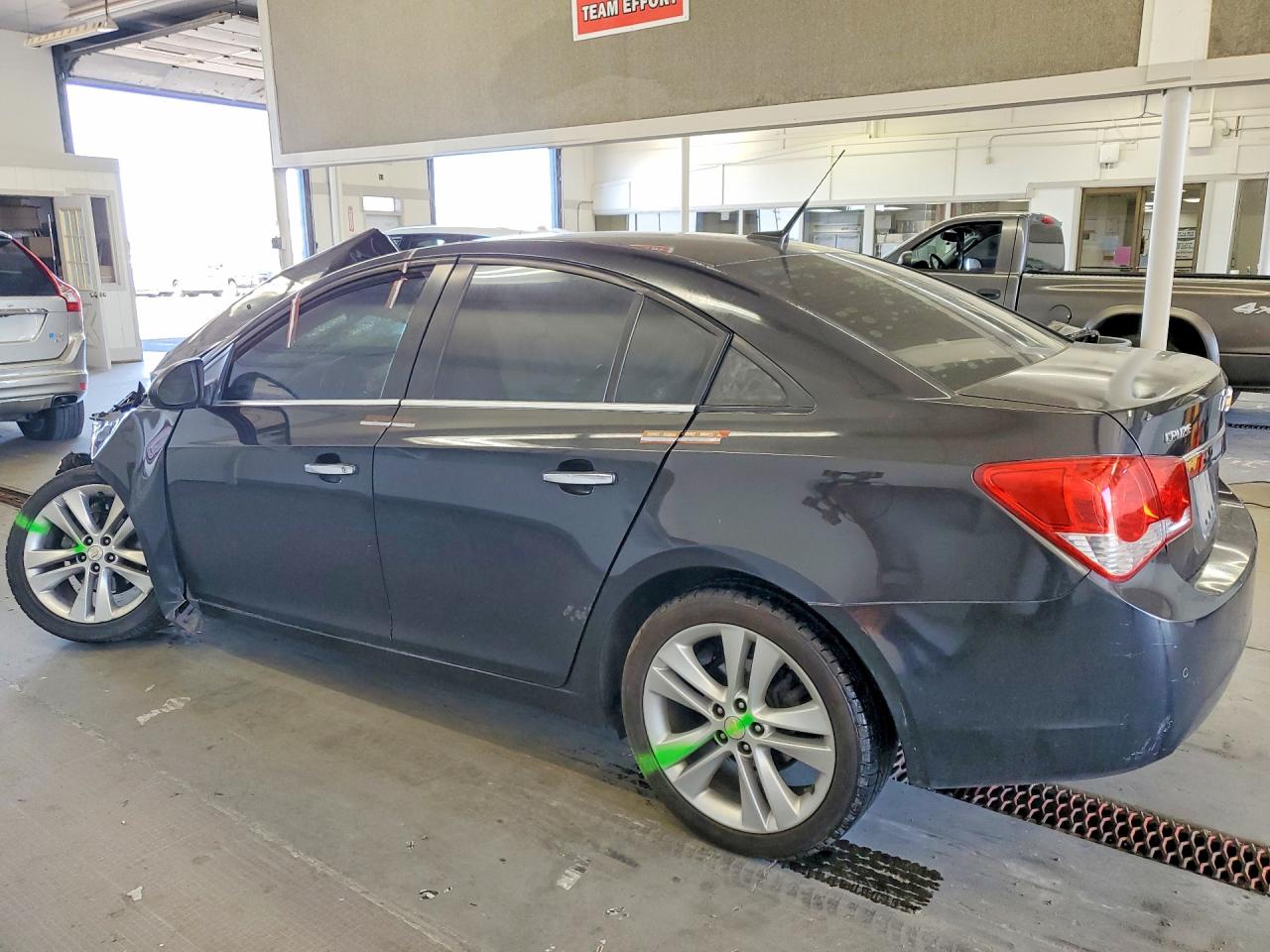2011 CHEVROLET CRUZE