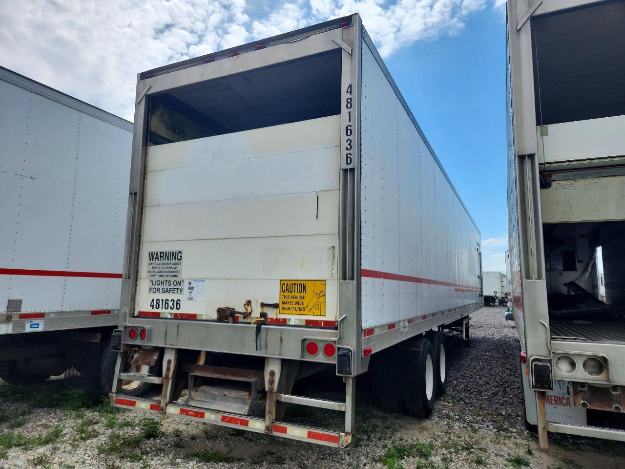 2009 UTILITY TRAILER MANUFACTURE TRAILER