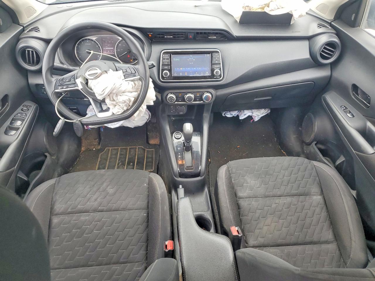 2022 NISSAN KICKS