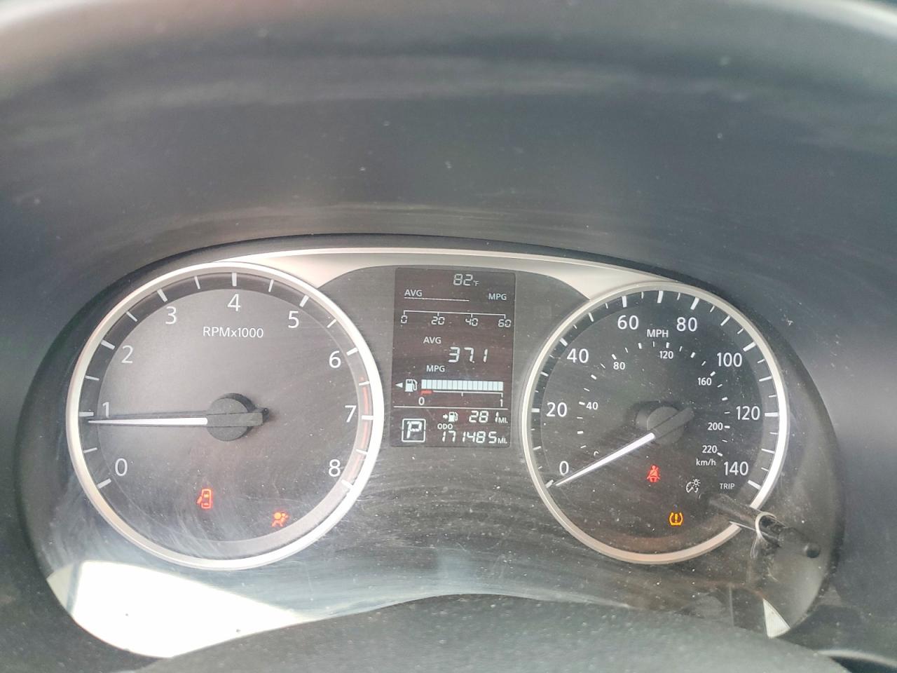 2022 NISSAN KICKS
