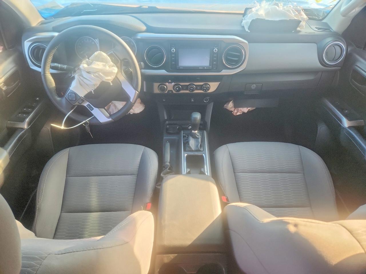 2017 TOYOTA TACOMA