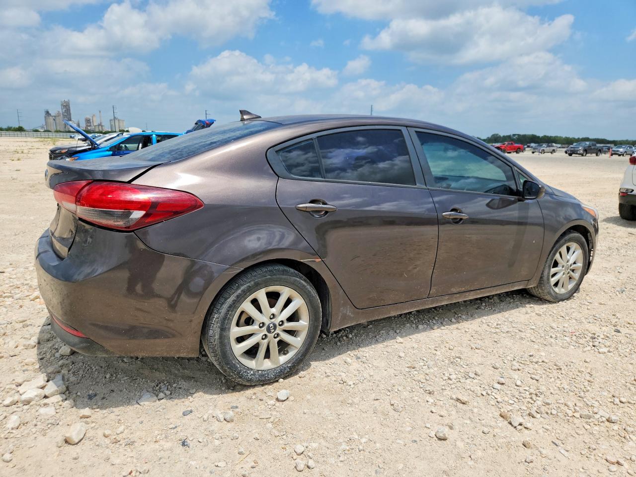 2017 KIA FORTE