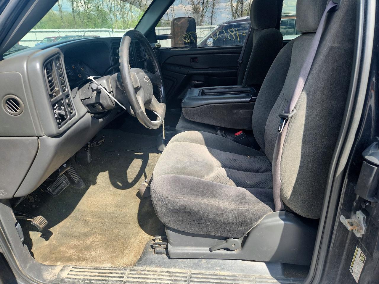 2004 CHEVROLET SILVERADO