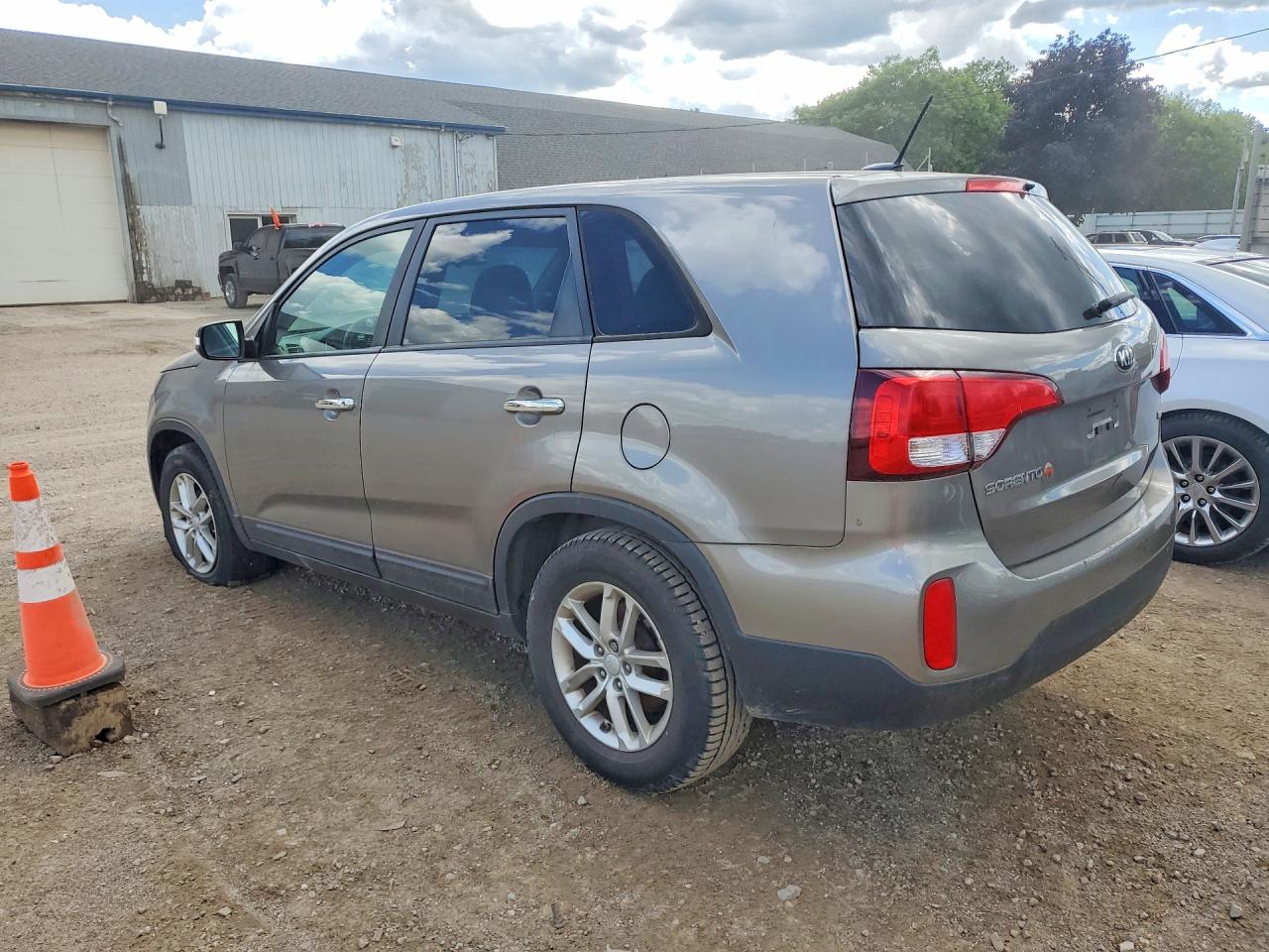 2015 KIA SORENTO
