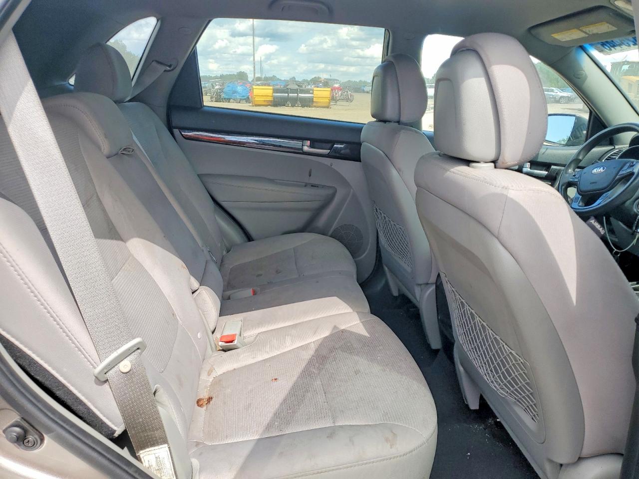 2015 KIA SORENTO