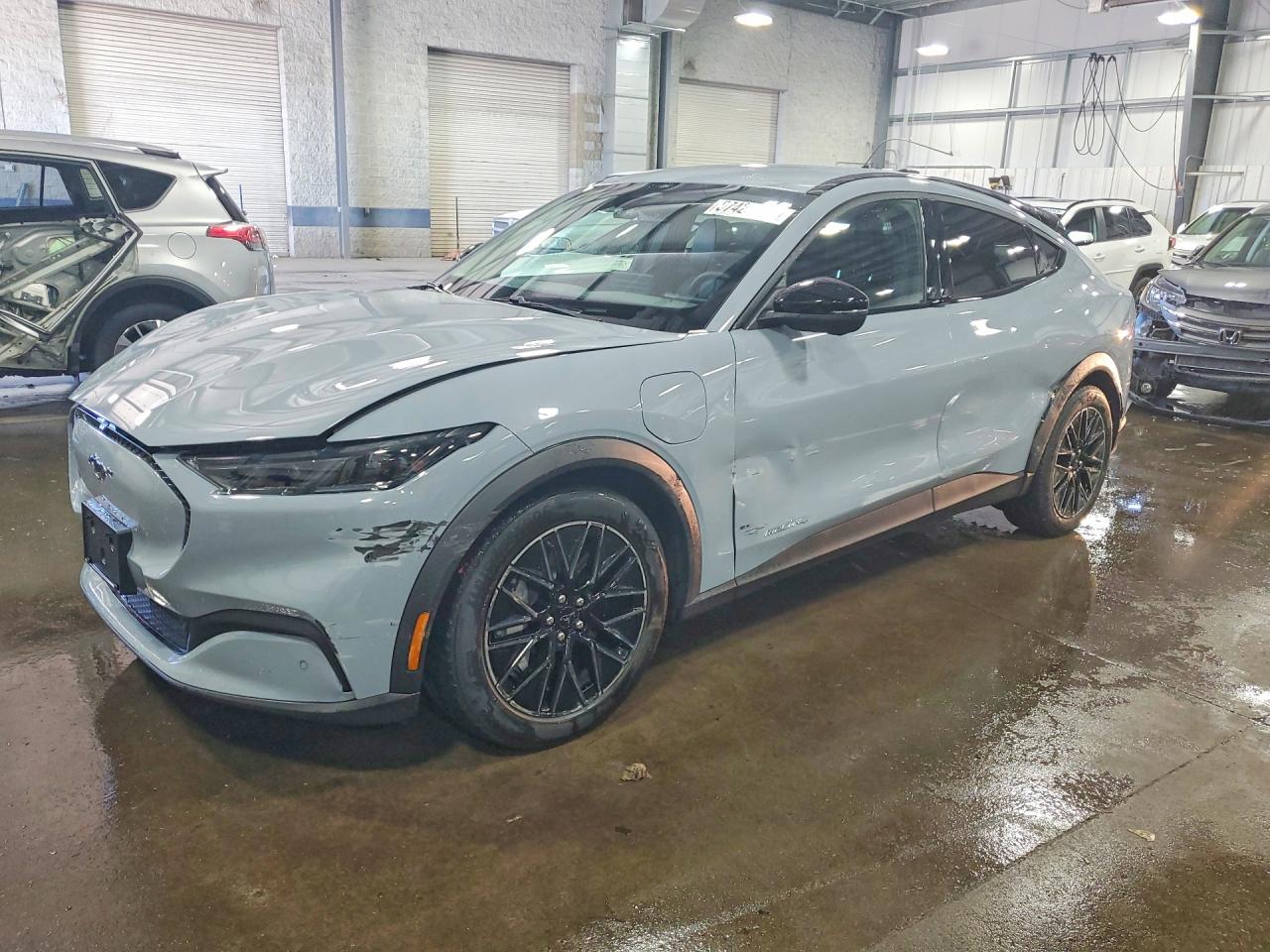 2025 FORD MUSTANG