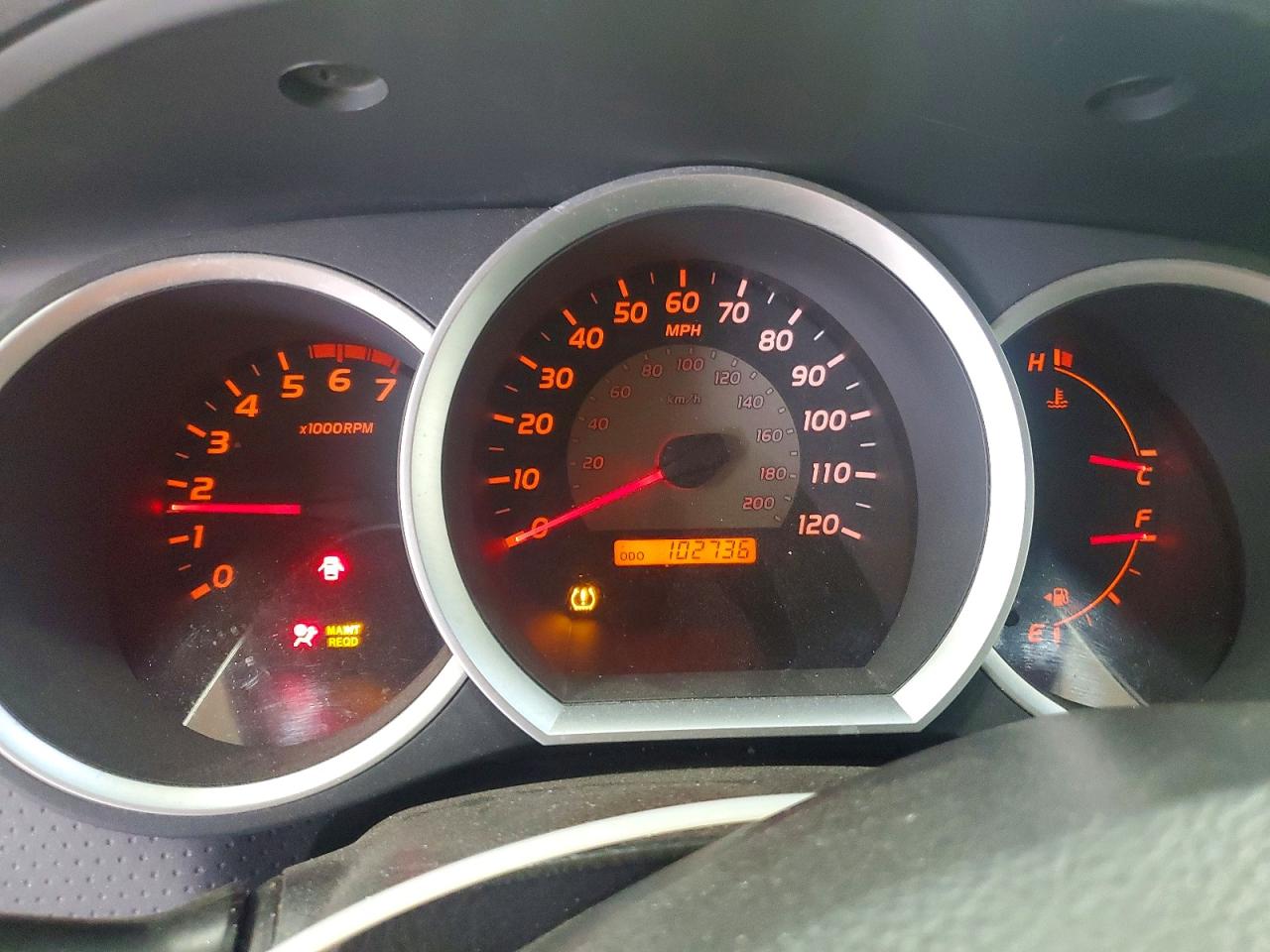 2010 TOYOTA TACOMA